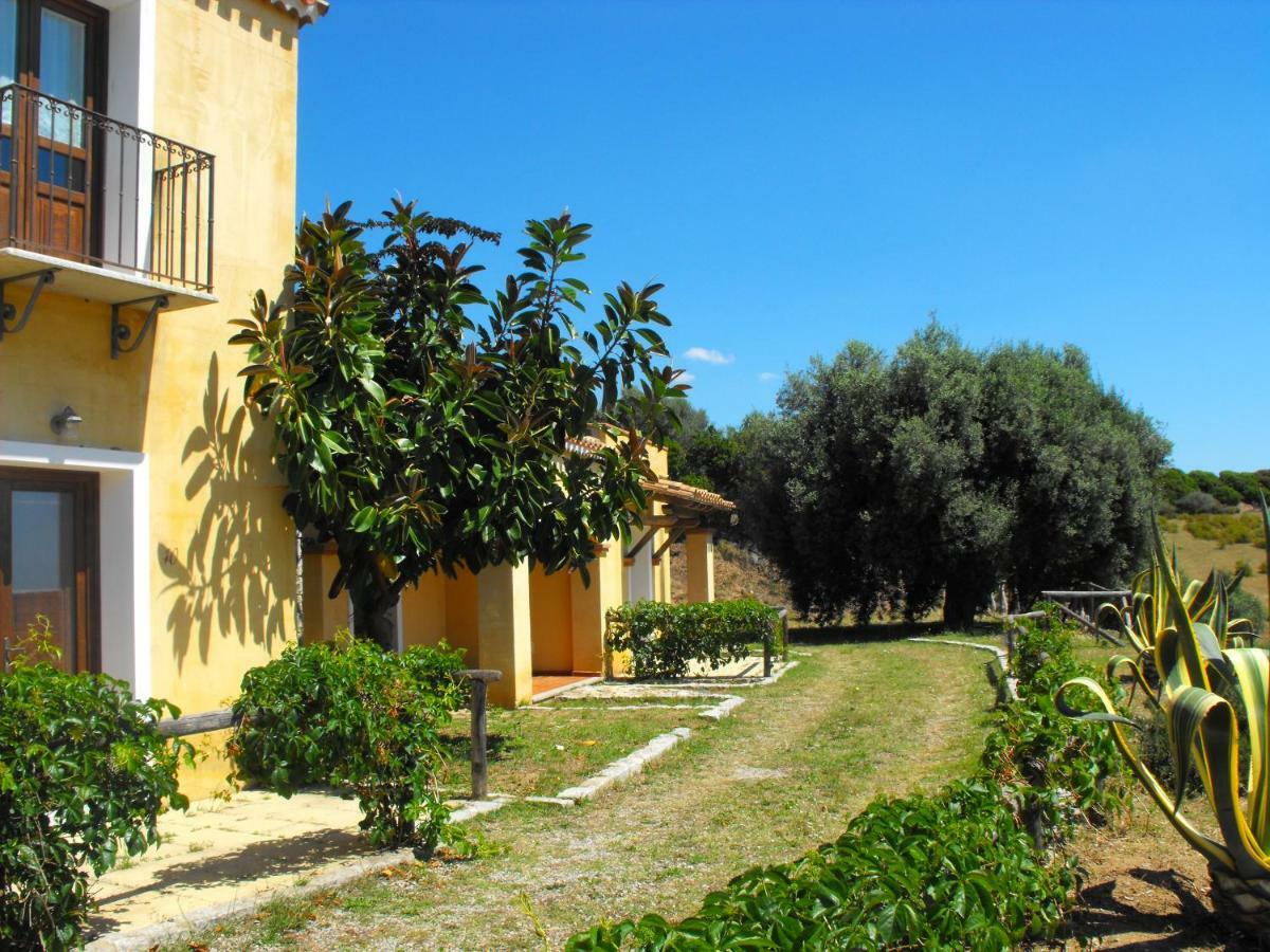 Hotel Funtana Ena Bari Sardo Exterior foto